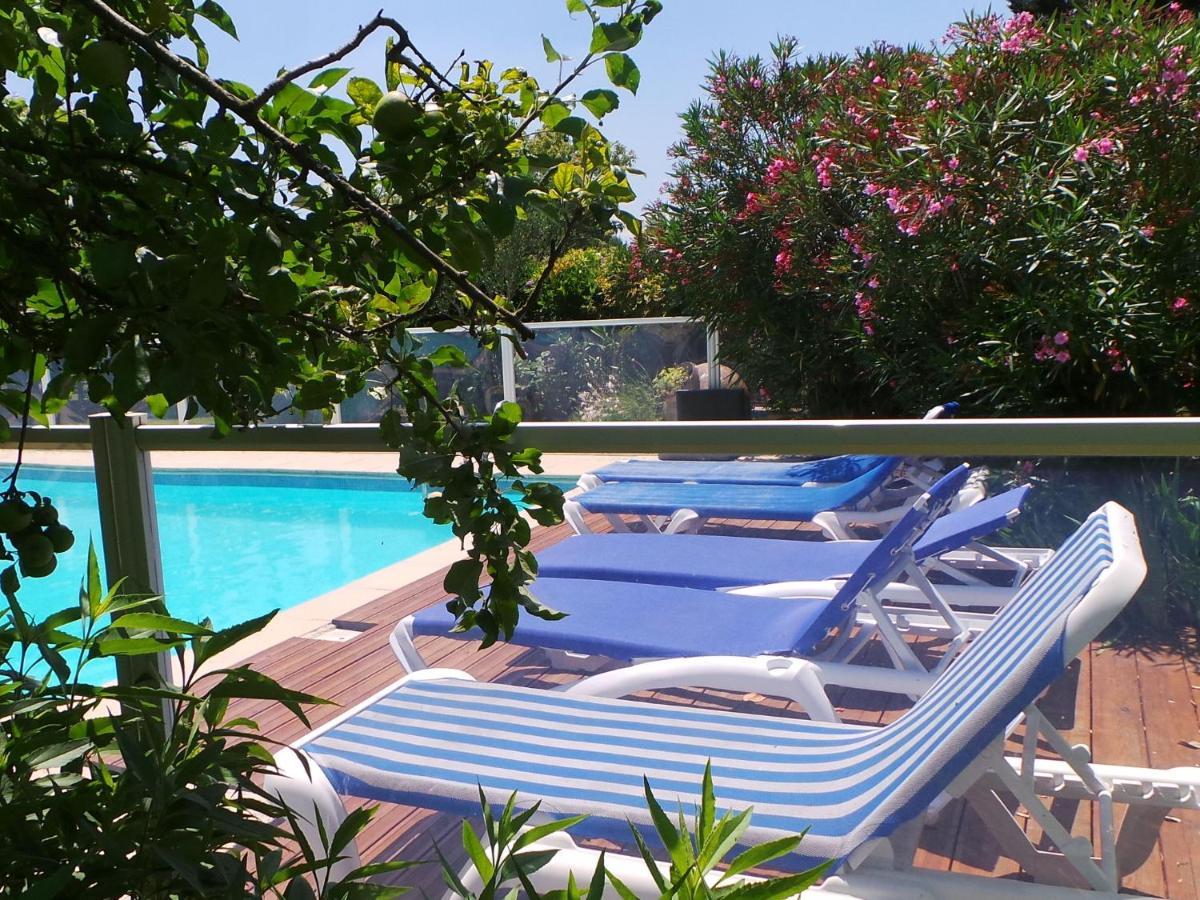 Beautiful Holiday Home With Swimming Pool Monprimblanc Εξωτερικό φωτογραφία